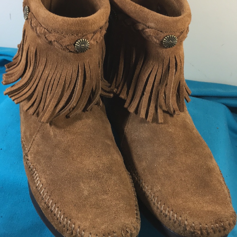 Minnetonka Leather Fringe Ankles Boot brown size 8
